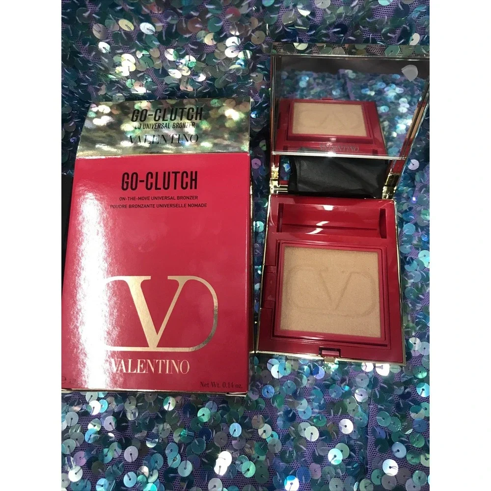 Valentino Go-Clutch On the Move Universal Bronzer Full size Cross Body Chain NIB